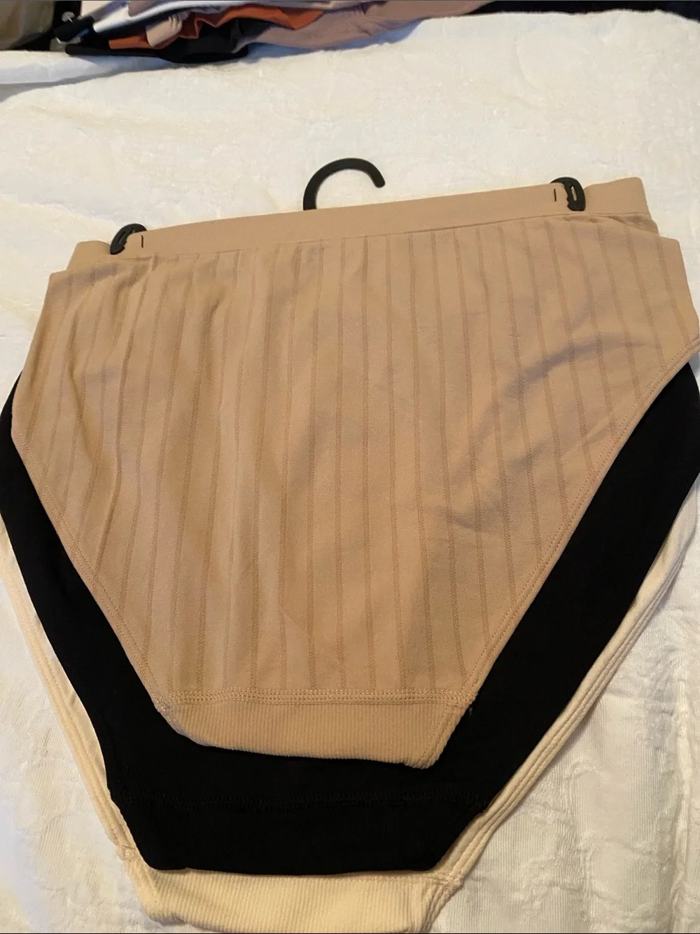Kathy Ireland Women’s High-Waist Briefs — Cream, Black, Tan 3-Pack)